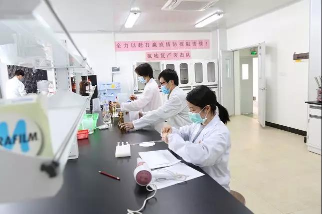 【初心如磐，使命在肩】我为药品研发昼夜攻关，你为抗疫增援远走湖北